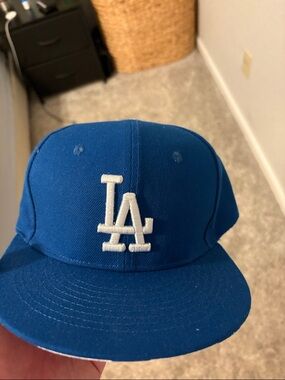 LA Dodgers, Native American giveaway day hat